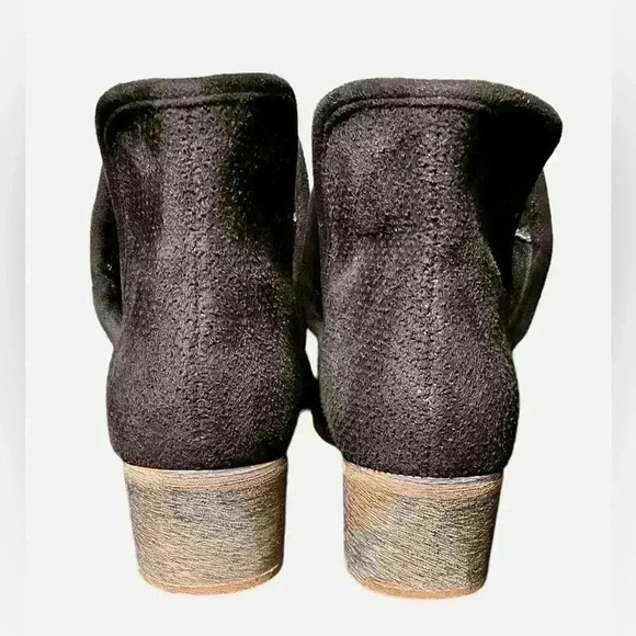 SEVEN 7  WOMENS SOHO ANKLE  BOOT 8 - Picture 5 of 14